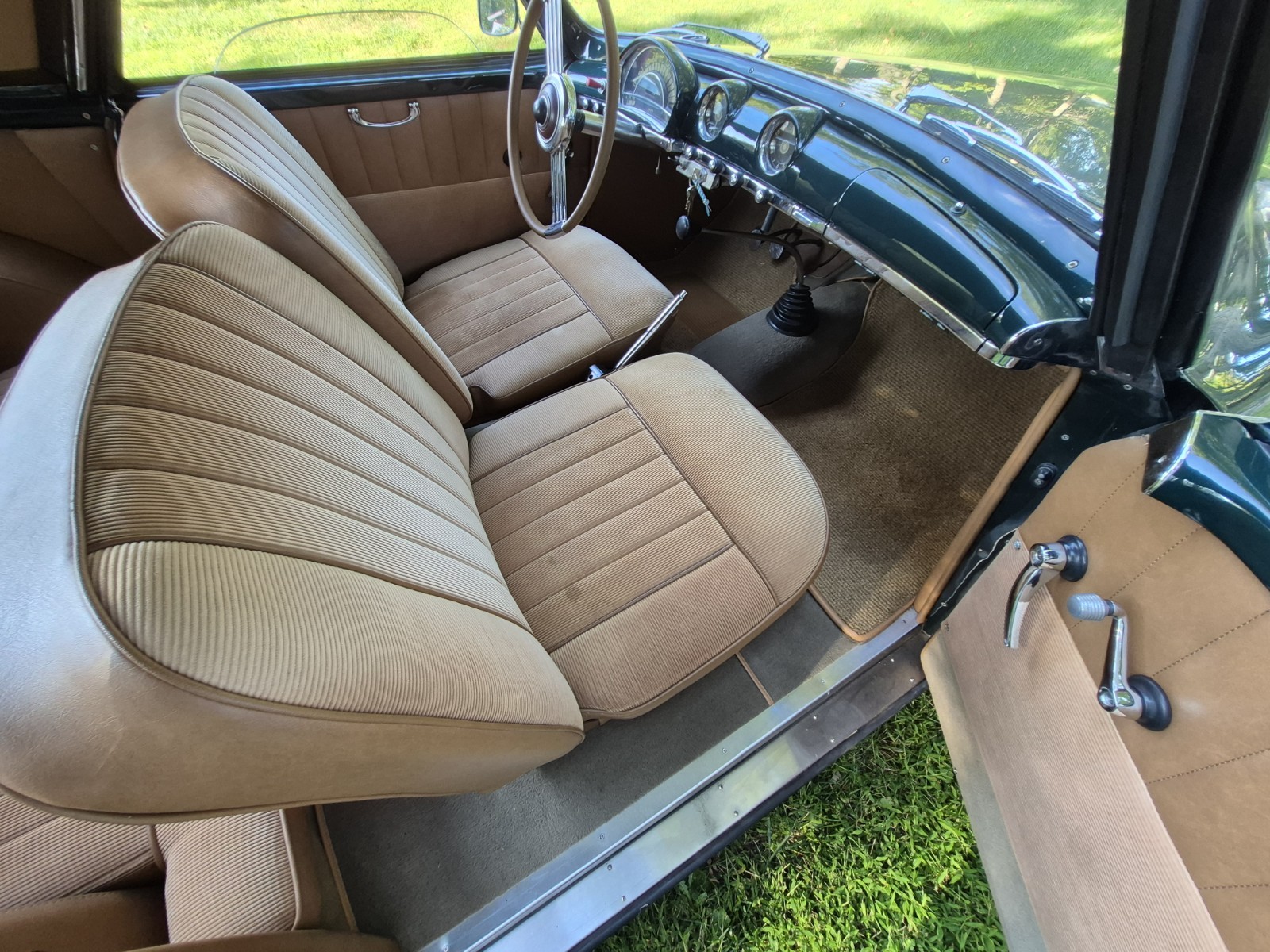 Simca-SPORT-8-COUPE-1951-Coupe-15