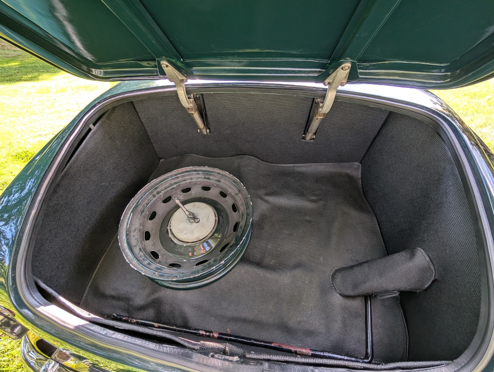 Simca-SPORT-8-COUPE-1951-Coupe-32