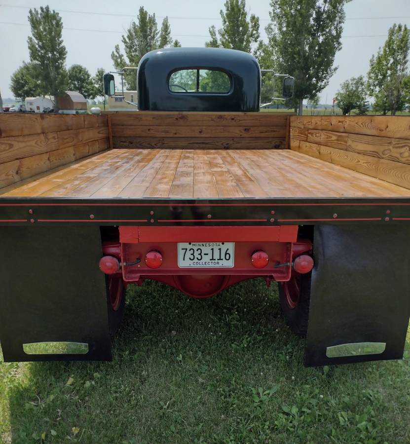 Speedwagon-truck-1947-custom-13