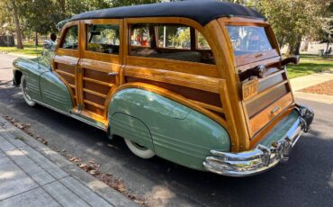 Streamliner-station-wagon-woodie-1947-green-13