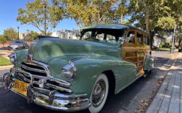 Streamliner-station-wagon-woodie-1947-green