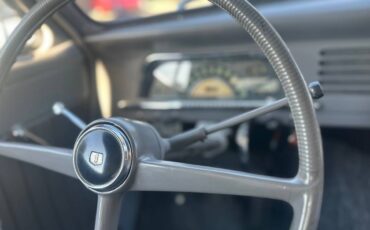 Studabaker-champion-1951-blue-4