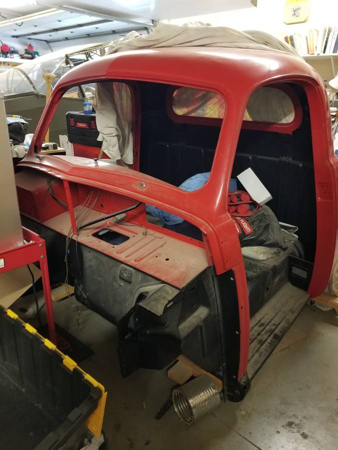 Studebaker-1951-red-2