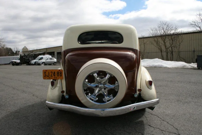 Studebaker-Commander-1935-Custom-Tan-3