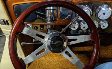 Studebaker-Commander-1935-Custom-Tan-5