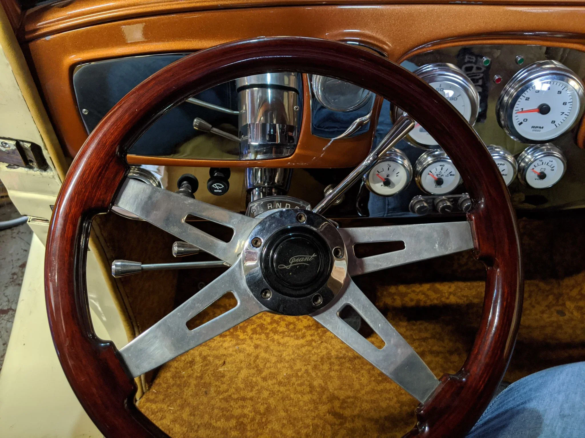 Studebaker-Commander-1935-Custom-Tan-5