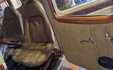 Studebaker-Commander-1935-Custom-Tan-7