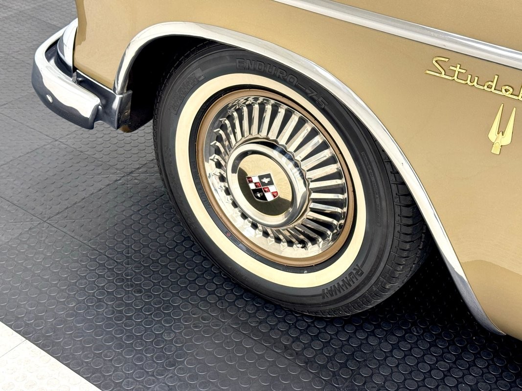 Studebaker-Golden-Hawk-1957-Hardtop-10