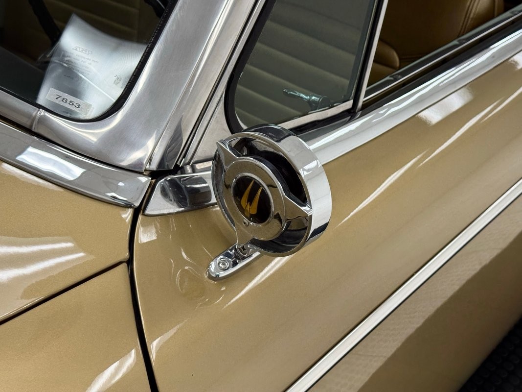 Studebaker-Golden-Hawk-1957-Hardtop-15