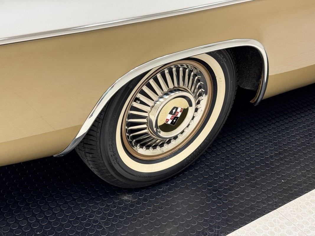 Studebaker-Golden-Hawk-1957-Hardtop-22