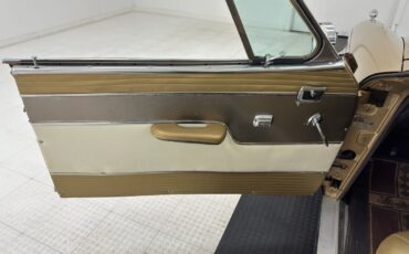 Studebaker-Golden-Hawk-1957-Hardtop-32
