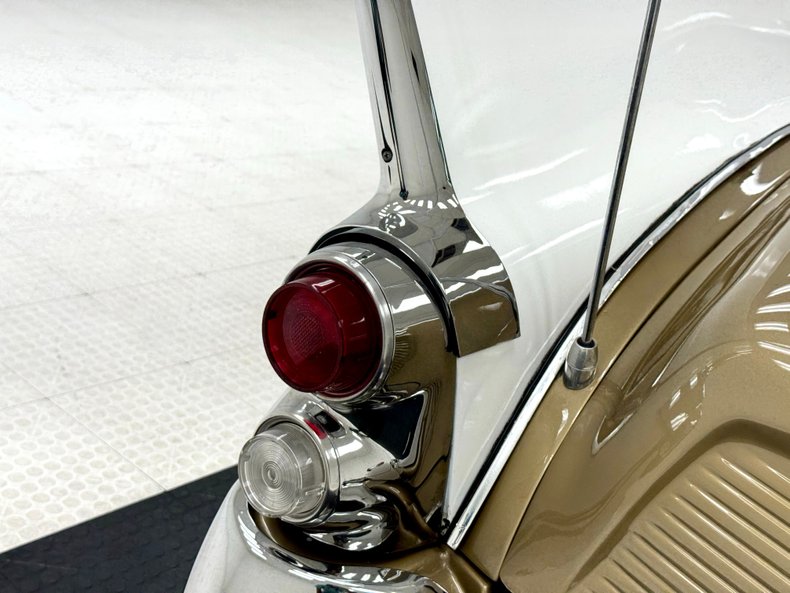 Studebaker-Golden-hawk-1957-Tiara-Gold-Gold-20