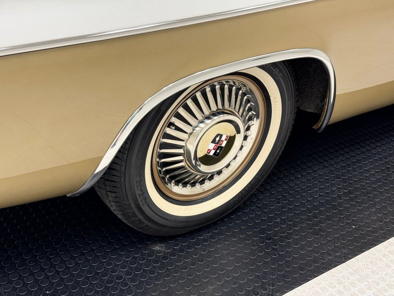 Studebaker-Golden-hawk-1957-Tiara-Gold-Gold-21