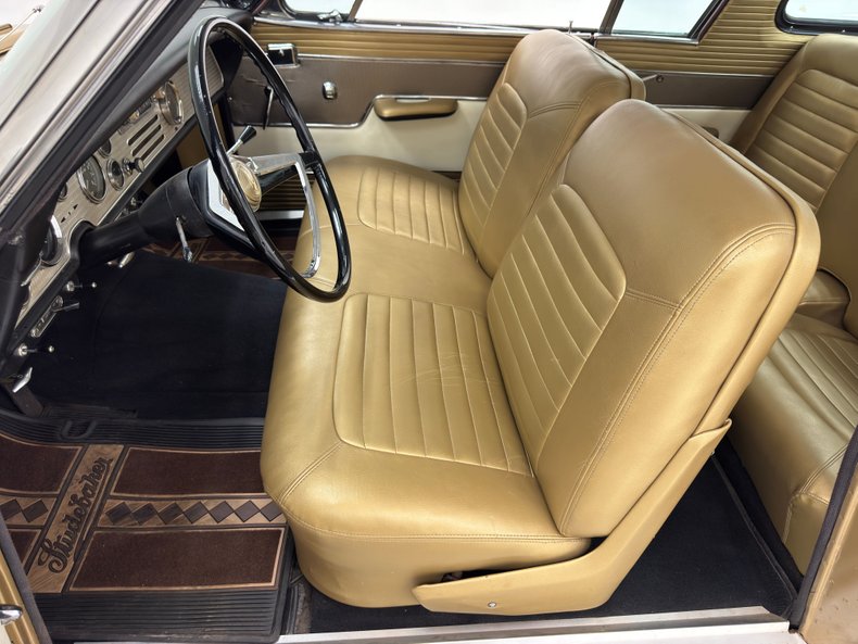 Studebaker-Golden-hawk-1957-Tiara-Gold-Gold-37