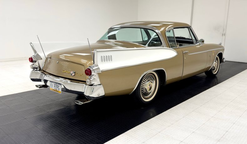 Studebaker-Golden-hawk-1957-Tiara-Gold-Gold-4