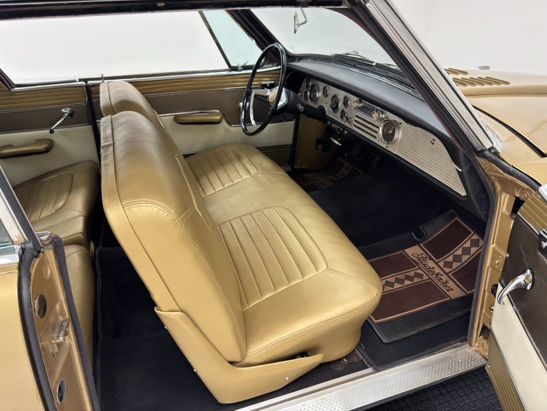 Studebaker-Golden-hawk-1957-Tiara-Gold-Gold-41