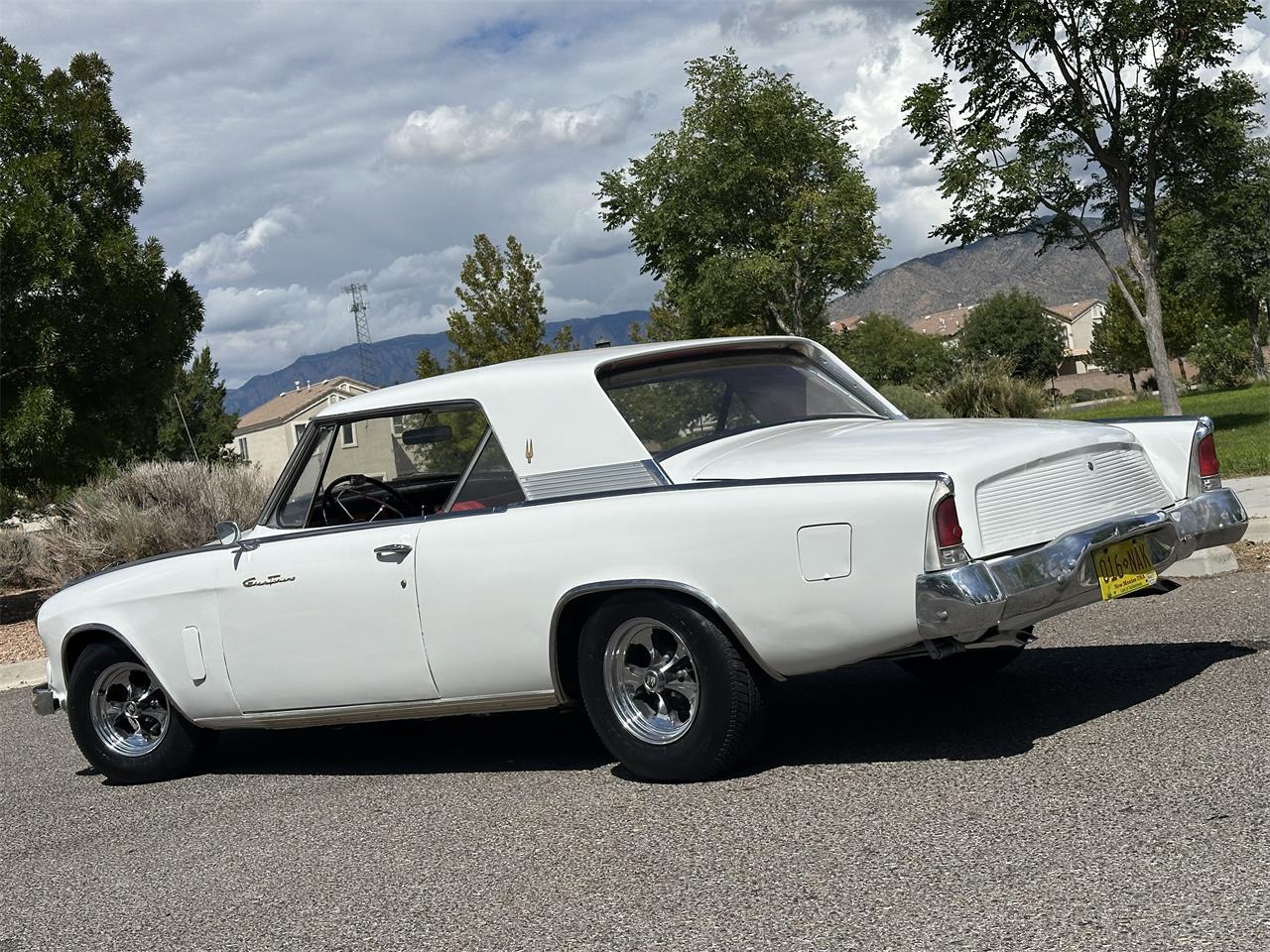 Studebaker-Gran-turismo-1963-White-Red-13