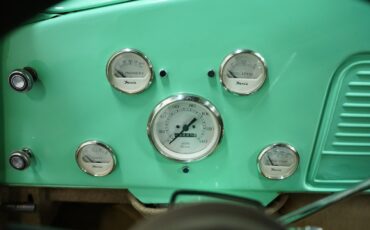 Studebaker-Pickup-1948-Pickup-Truck-31