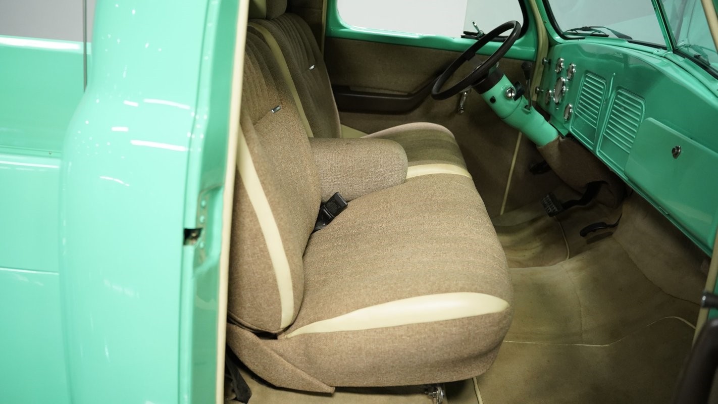 Studebaker-Pickup-1948-Pickup-Truck-35