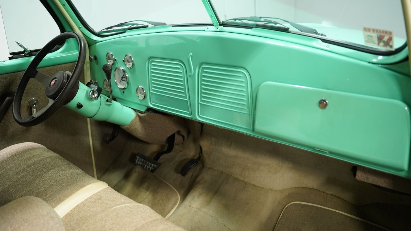 Studebaker-Pickup-1948-Pickup-Truck-36