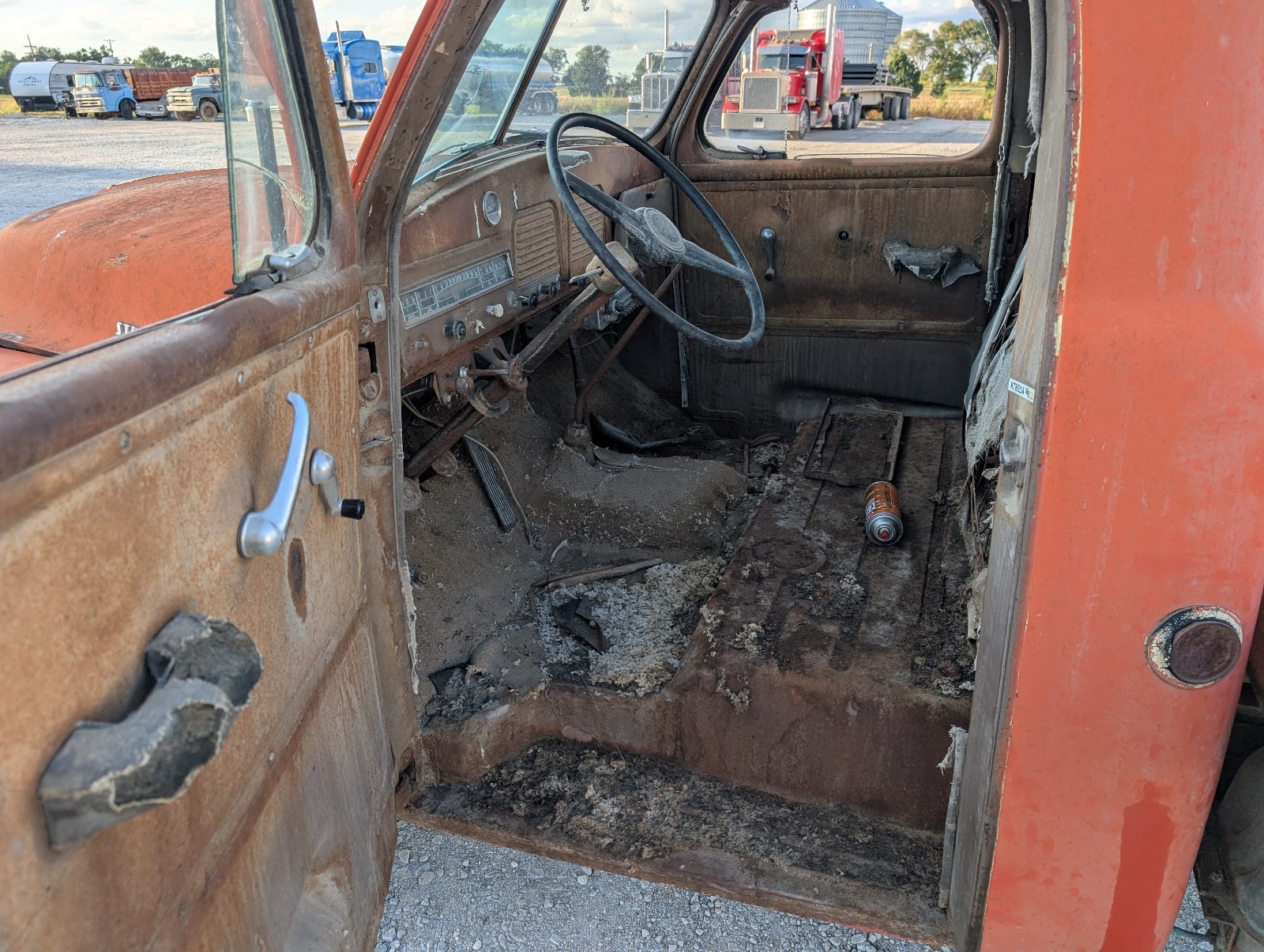 Studebaker-Pickup-1949-14