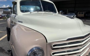 Studebaker-Truck-1952-Tan-Cream-Tan-13