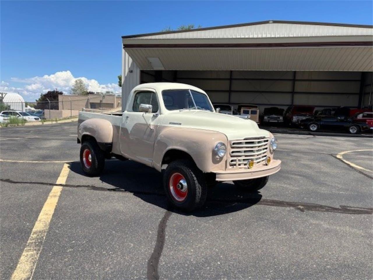 Studebaker-Truck-1952-Tan-Cream-Tan-14