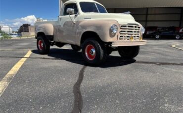 Studebaker-Truck-1952-Tan-Cream-Tan-15