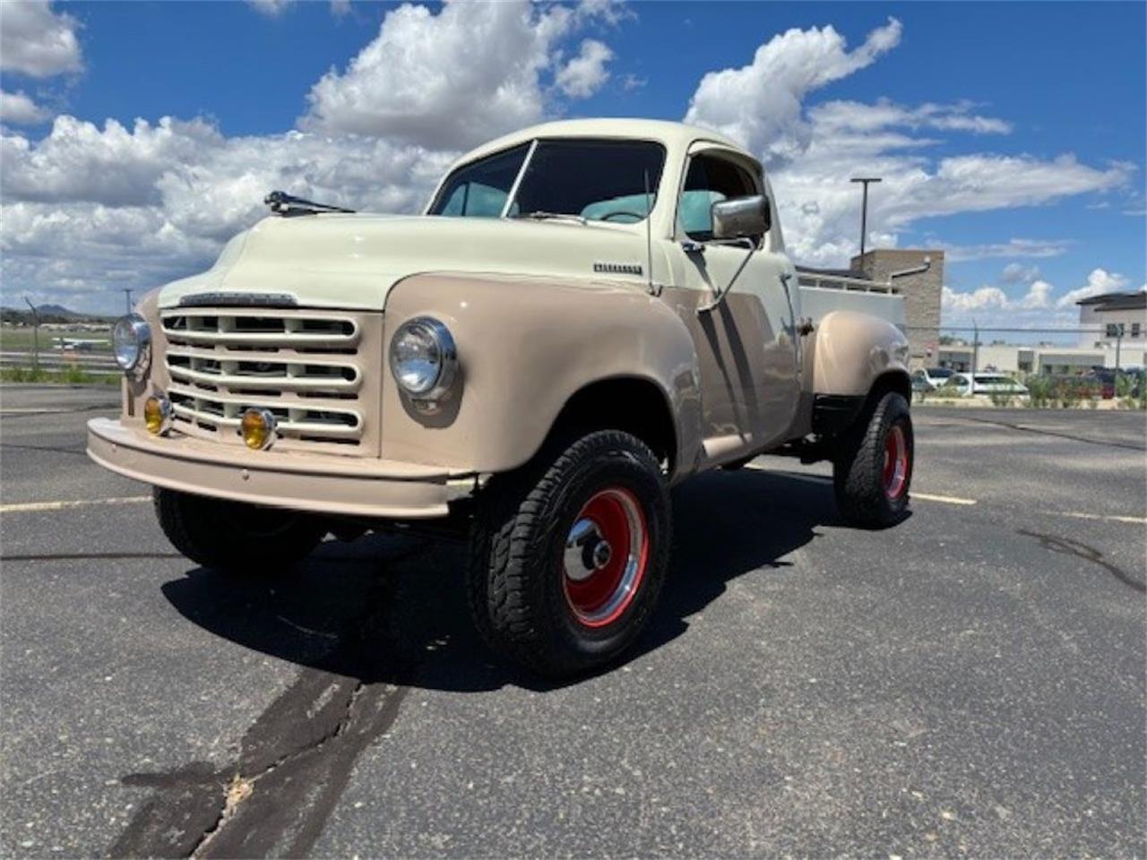 Studebaker-Truck-1952-Tan-Cream-Tan-3