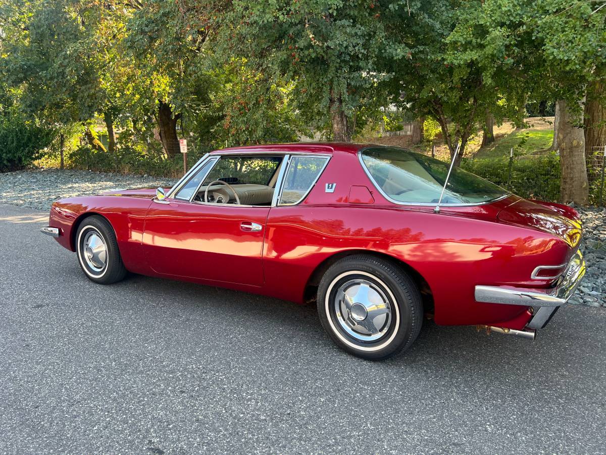 Studebaker-avanti-1964-red-1