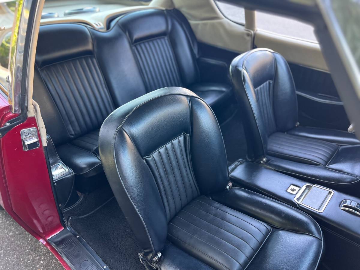 Studebaker-avanti-1964-red-10