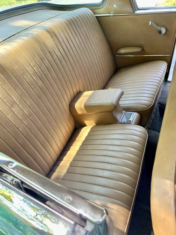 Studebaker-commander-starliner-1953-green-15