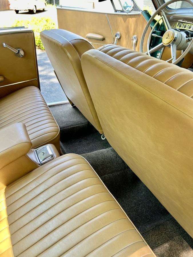 Studebaker-commander-starliner-1953-green-17
