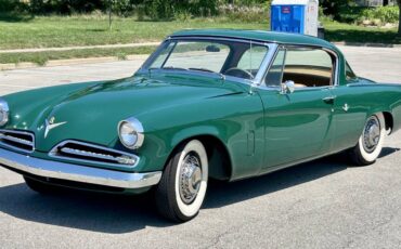 Studebaker-commander-starliner-1953-green-3