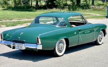 Studebaker-commander-starliner-1953-green-4