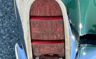 Studebaker-commander-starliner-1953-green-6