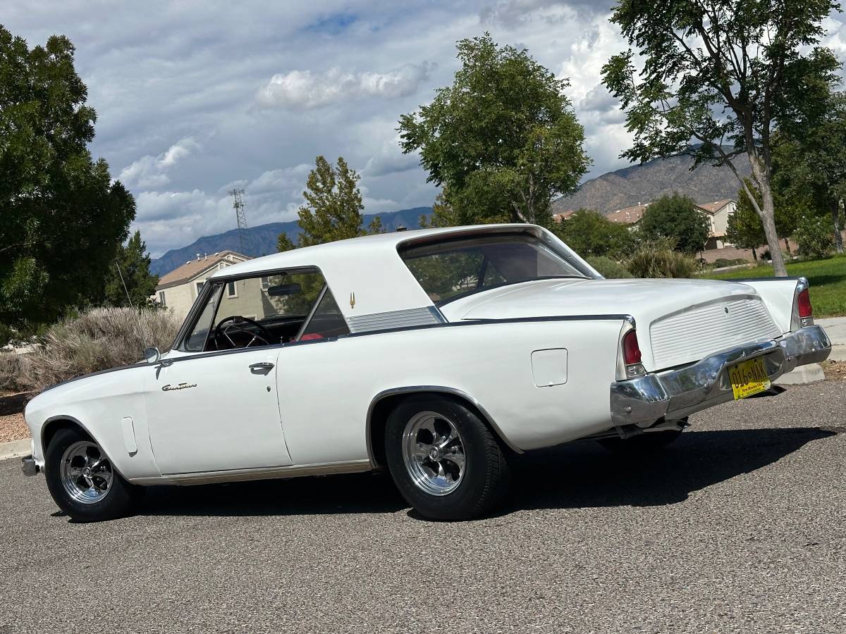 Studebaker-gran-tourismo-hawk-1963-white-16