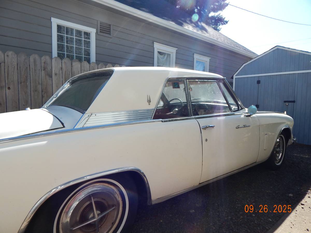 Studebaker-hawk-gt-1962-white-5