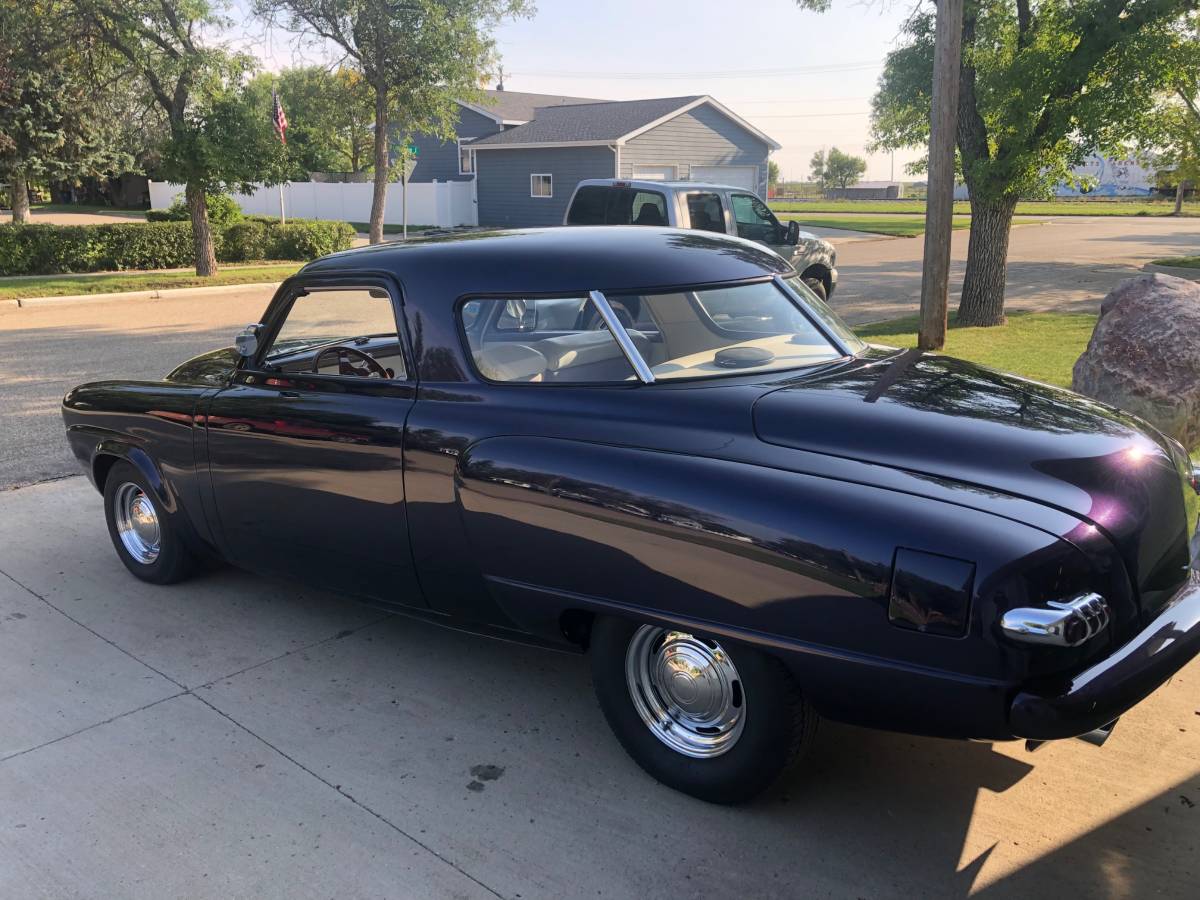 Studebaker-starlight-coupe-1949-purple-2