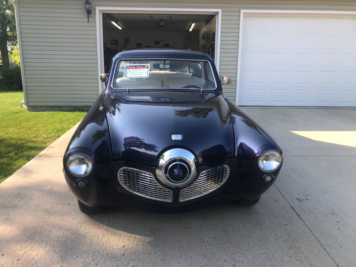 Studebaker-starlight-coupe-1949-purple-8