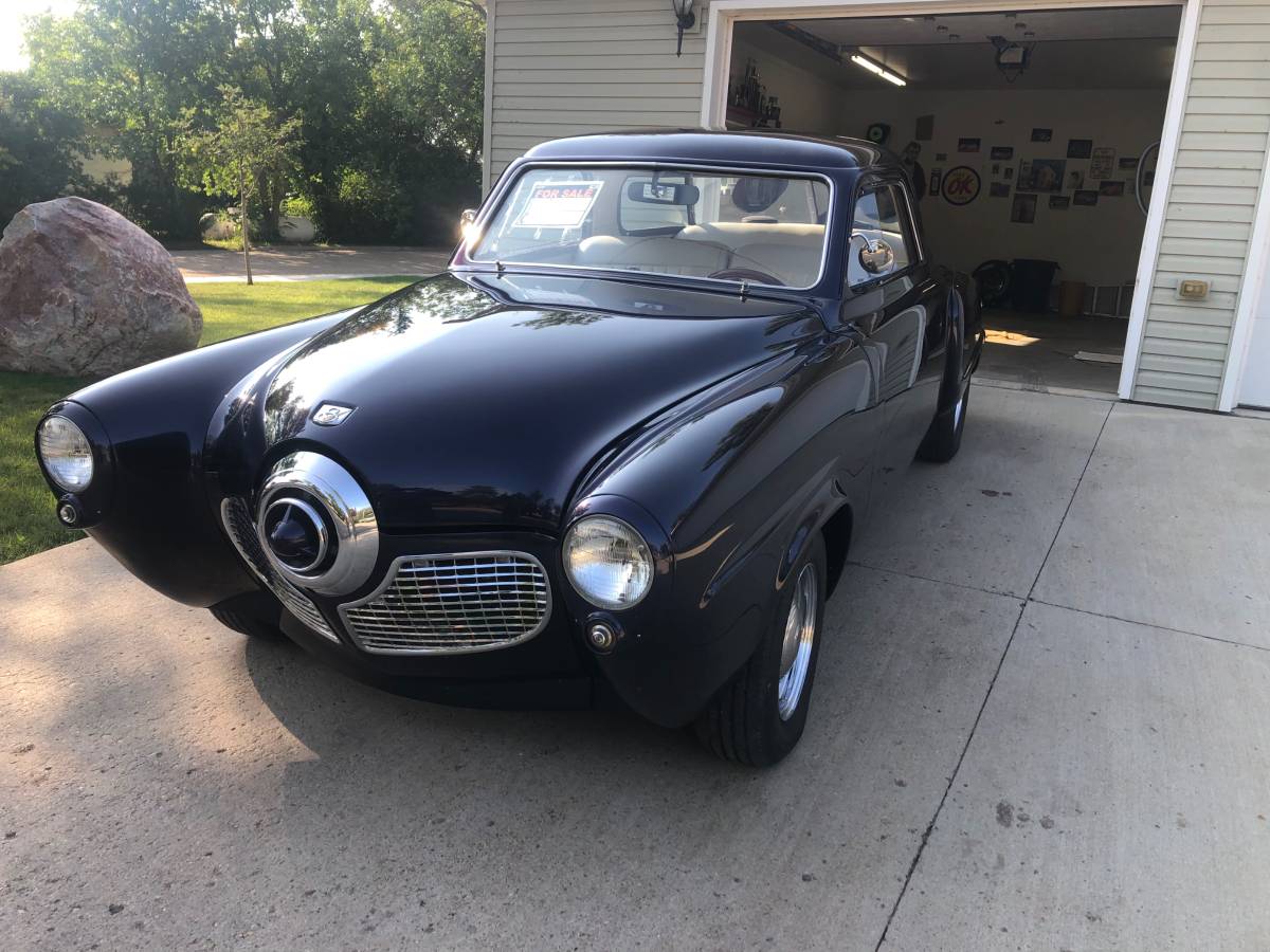 Studebaker-starlight-coupe-1949-purple