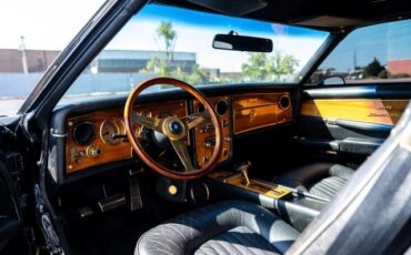 Stutz-Blackhawk-1978-Coupe-1