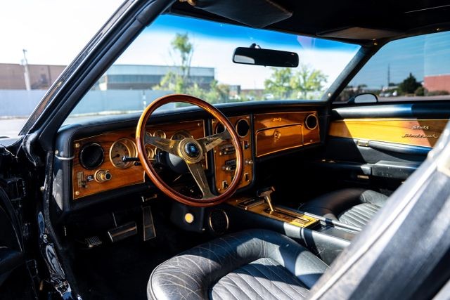Stutz-Blackhawk-1978-Coupe-1