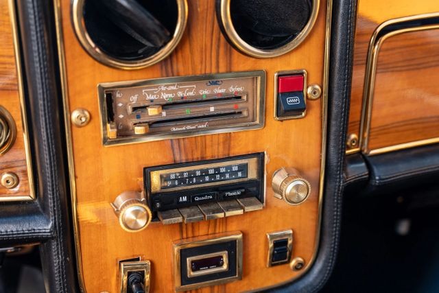 Stutz-Blackhawk-1978-Coupe-15