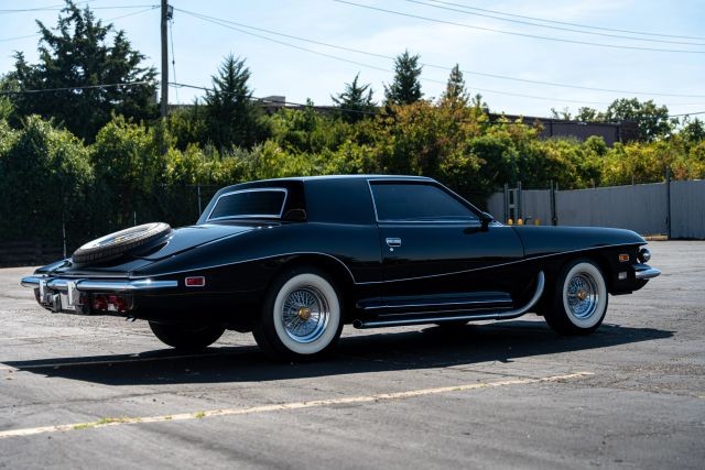 Stutz-Blackhawk-1978-Coupe-7