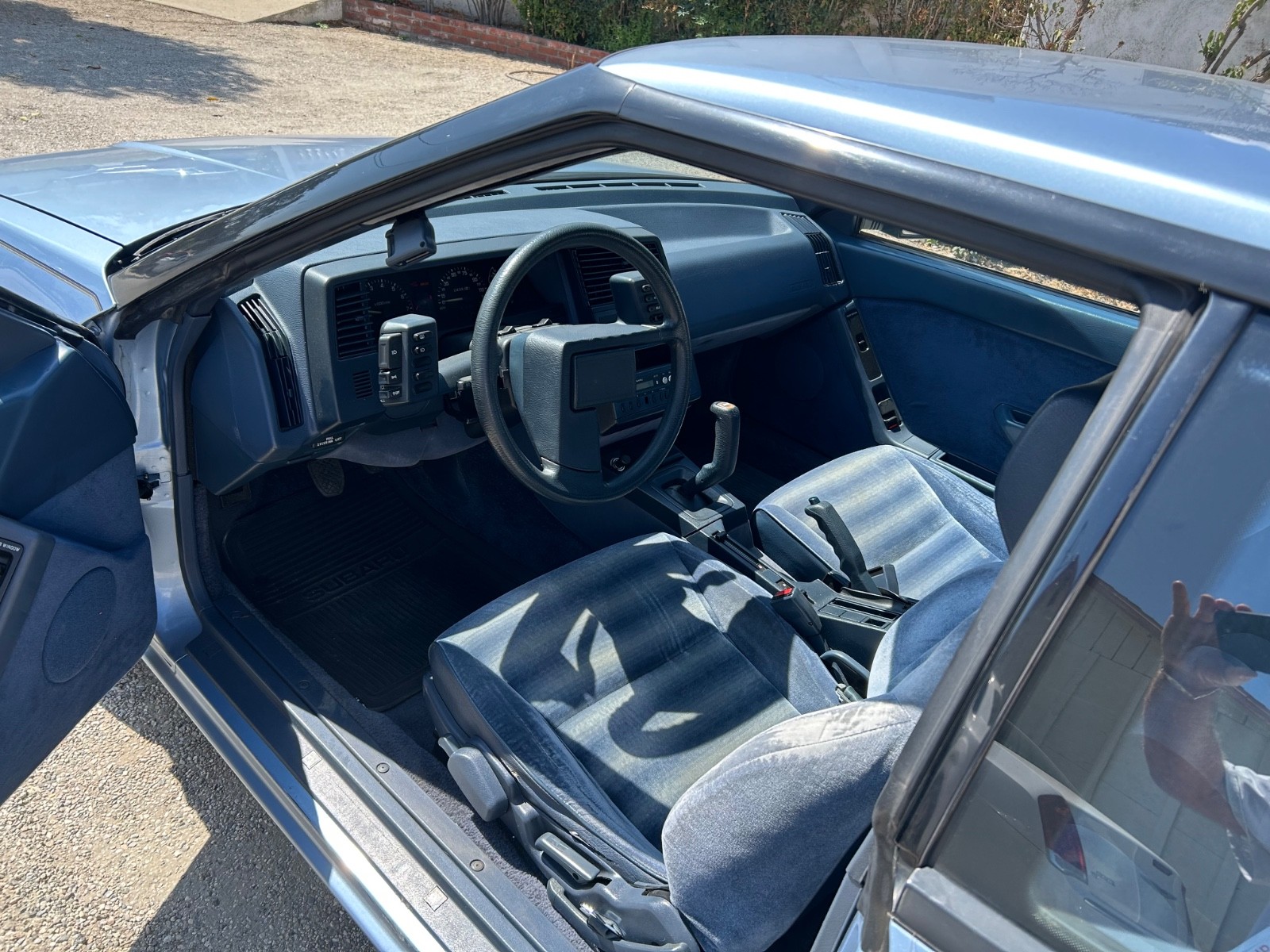 Subaru-XT-AWD-1988-Coupe-9