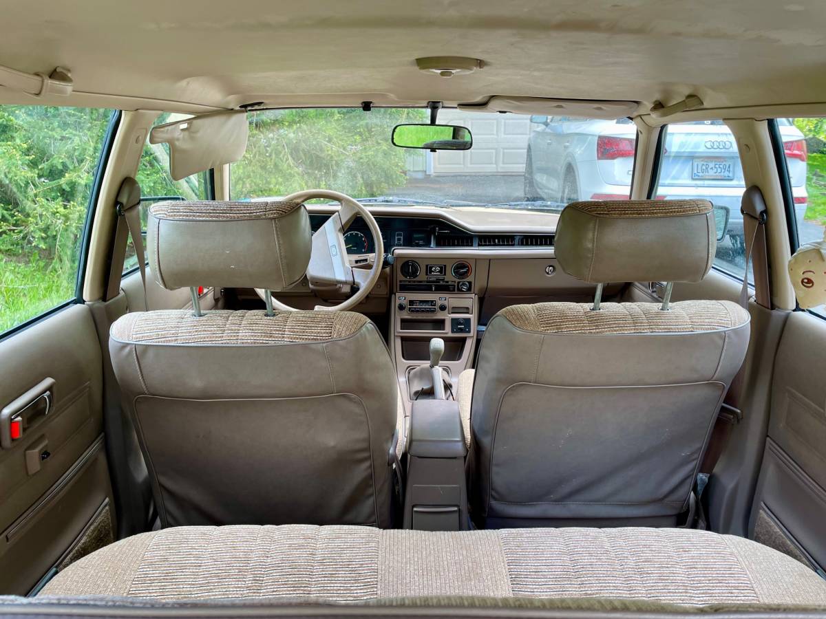Subaru-gl-1983-4