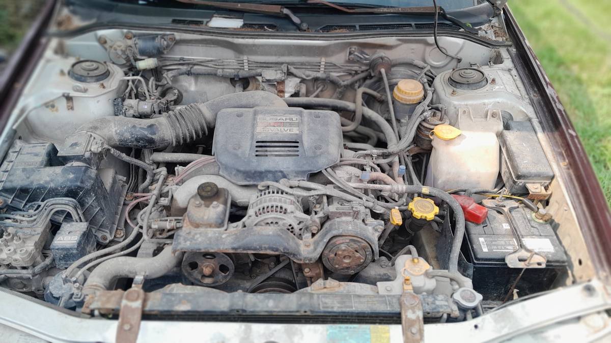 Subaru-legacy-1994-grey-3
