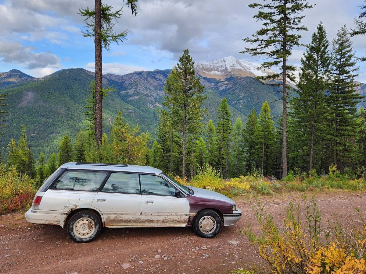 Subaru-legacy-1994-grey