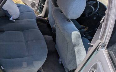 Subaru-legacy-1995-28